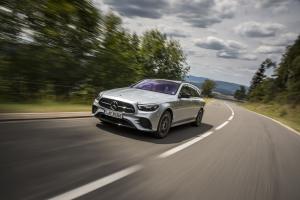 Mercedes-Benz E300 de 4Matic AMG Line Estate 2020 года  (WW)